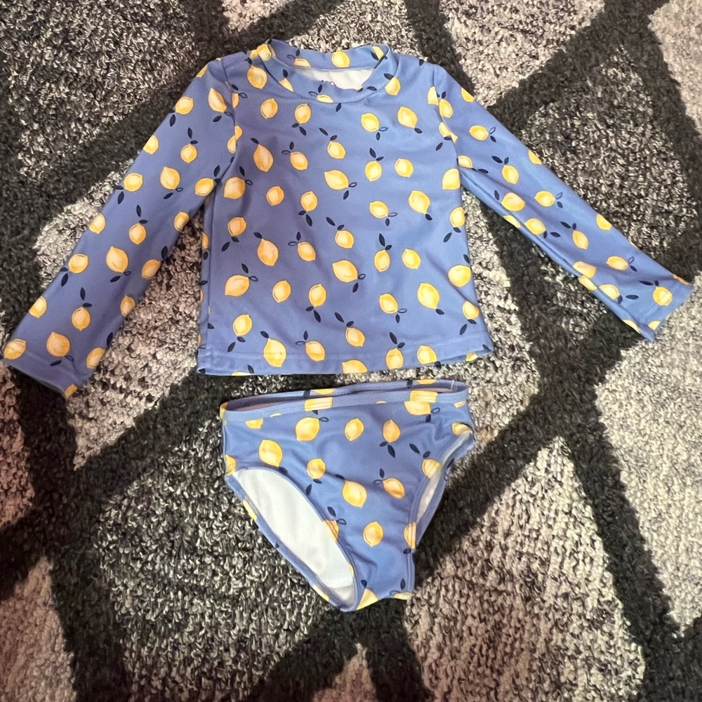 Swimming suit